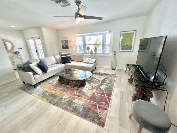 Naples Home 1028860