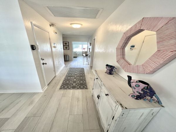Naples Home 1028860