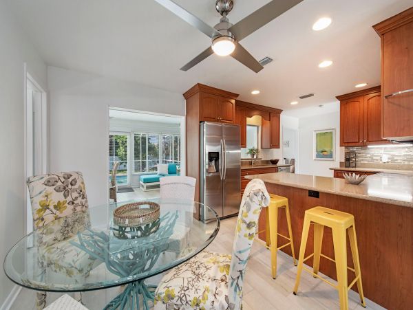 Naples Home 1028860