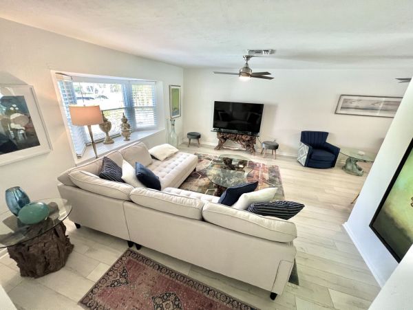 Naples Home 1028860
