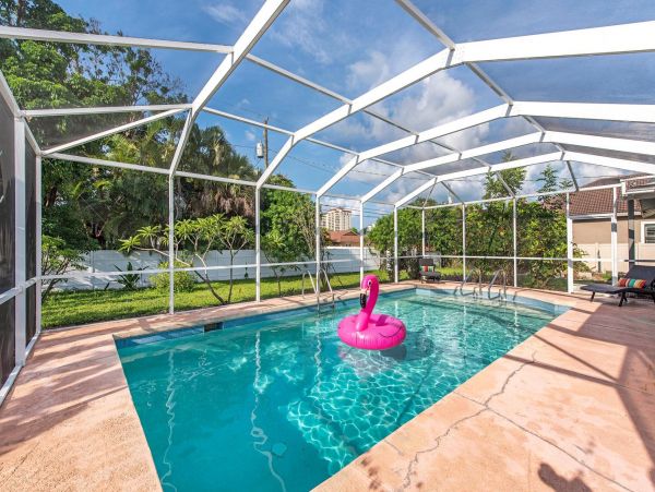 Naples Home 1028860