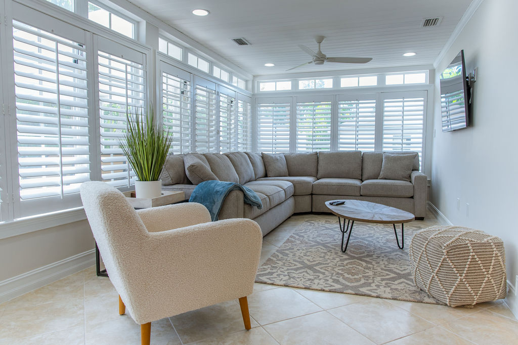 Naples Home 1028861