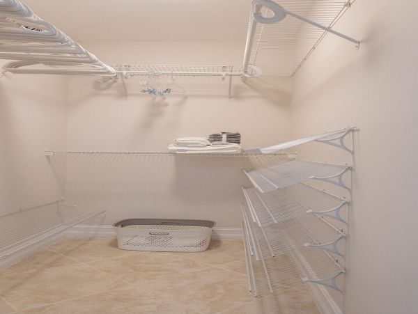 Naples Home 1028861