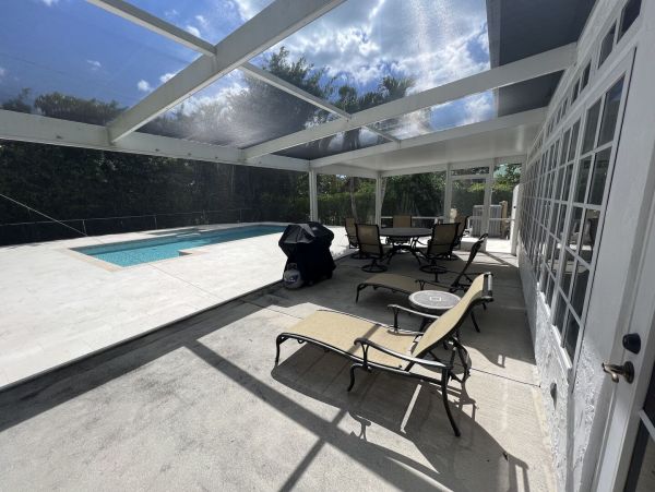Naples Home 1028861
