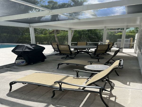 Naples Home 1028861