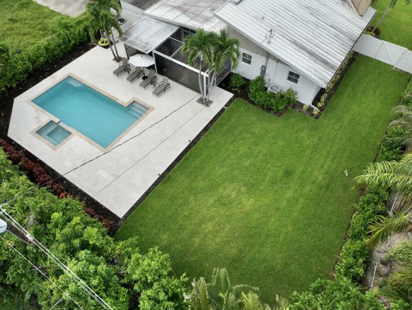 Naples Home 1028861