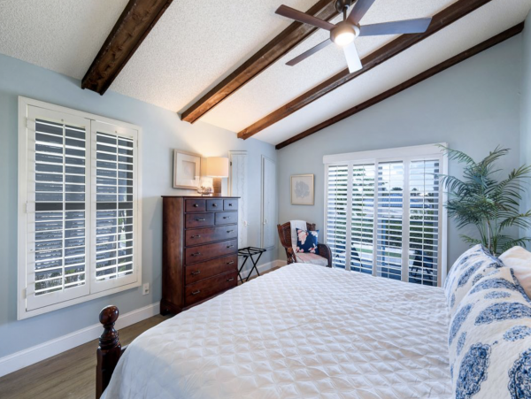 Pure luxury Naples Vacation Home Pool Vanderbilt Beach.