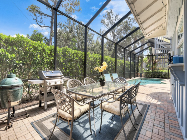 Pure luxury Naples Vacation Home Pool Vanderbilt Beach.