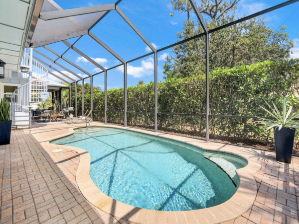 Pure luxury Naples Vacation Home Pool Vanderbilt Beach.