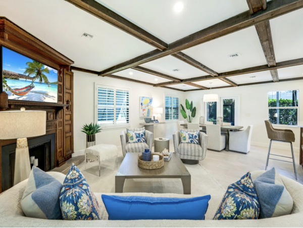 Pure luxury Naples Vacation Home Pool Vanderbilt Beach.