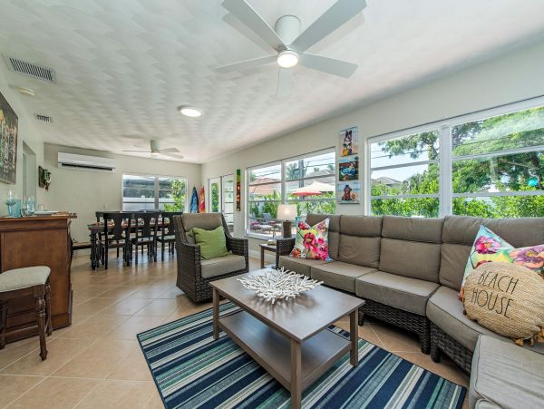 Naples Home 1028865