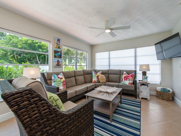 Naples Home 1028865