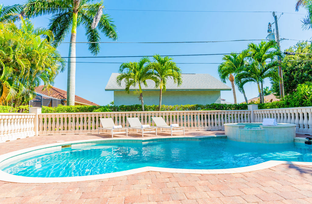 Naples Home 1028866