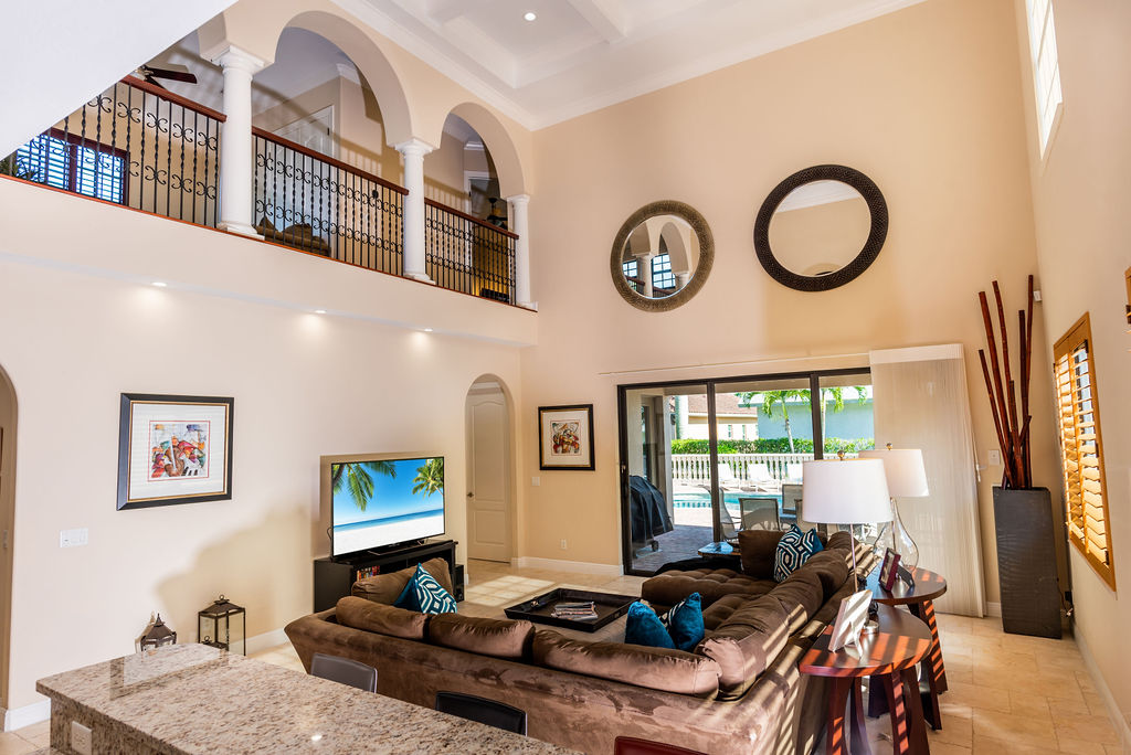 Naples Home 1028866