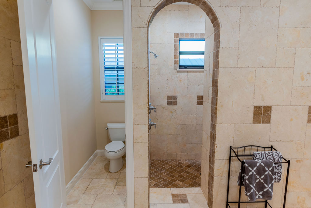 Naples Home 1028866