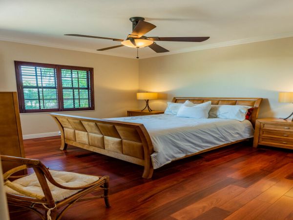 Naples Home 1028866