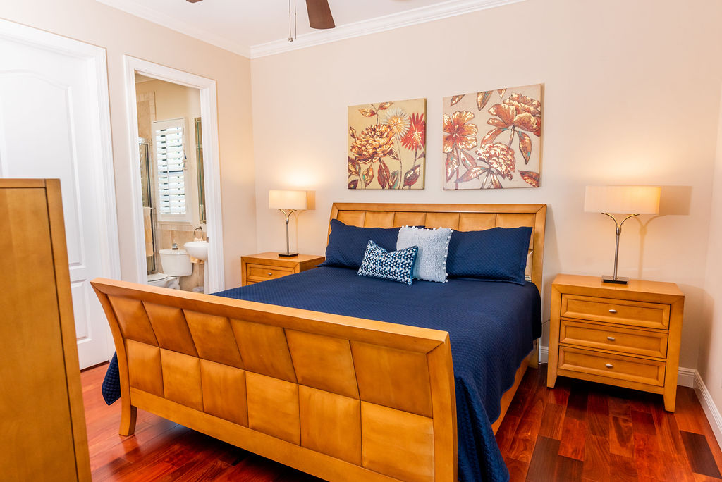 Naples Home 1028866