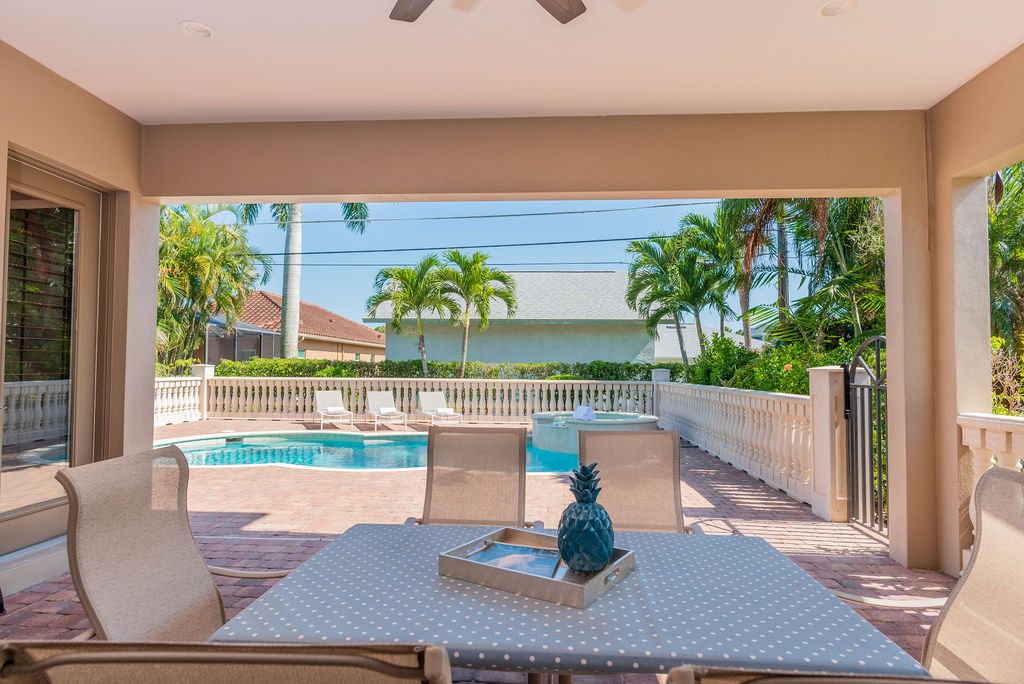 Naples Home 1028866