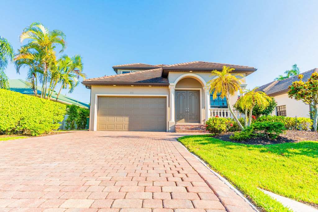 Naples Home 1028866