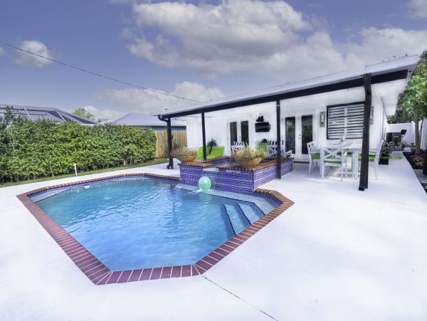 Naples Home 1028867