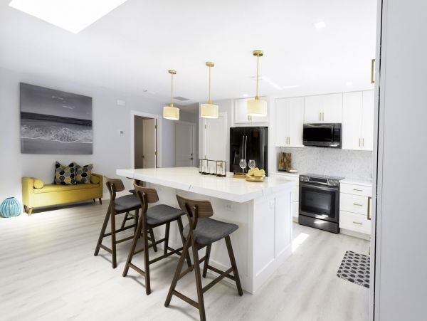 Naples Home 1028867