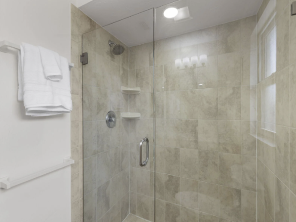 Vacation Rentals Naples Park Home with Pool Near Vanderbilt Beach