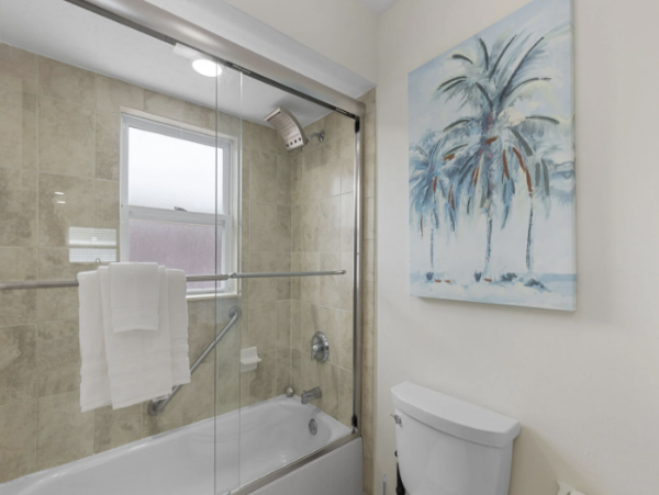 Vacation Rentals Naples Park Home with Pool Near Vanderbilt Beach