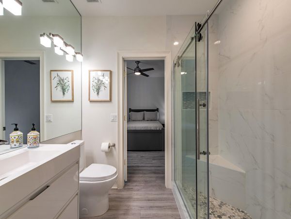 Luxury Home with Private Heated Pool Close to Vanderbilt Beach in Naples
