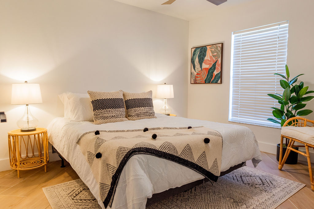 Naples Home 1028872