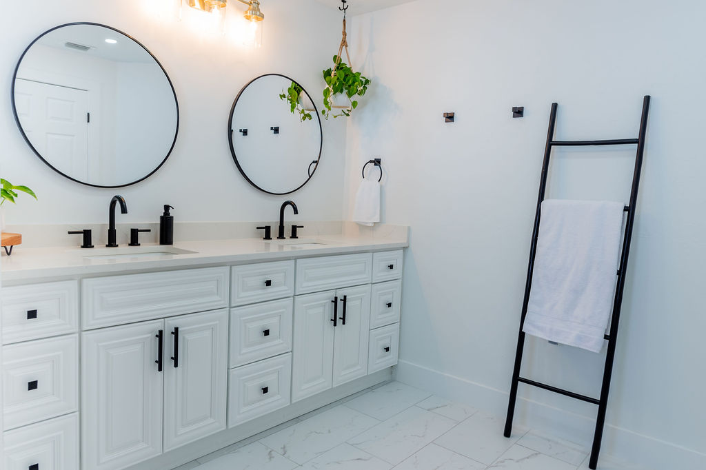 Naples Home 1028872