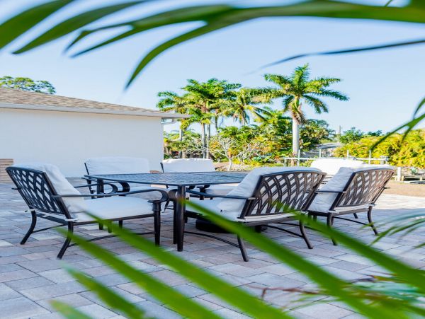 Naples Home 1028872