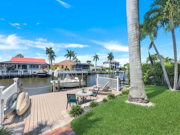 Stunning 3 Bedroom Vacation Pool Home