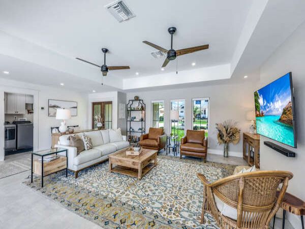 Stunning 3 Bedroom Vacation Pool Home
