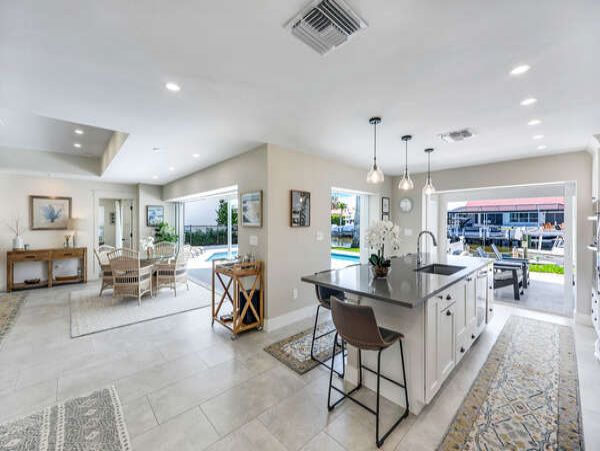 Stunning 3 Bedroom Vacation Pool Home