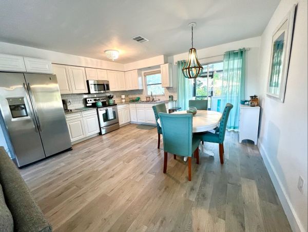 Naples Home 1028881