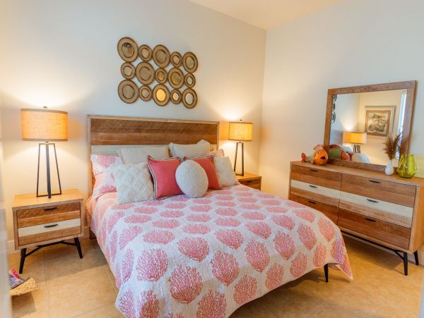 Naples Home 1028882
