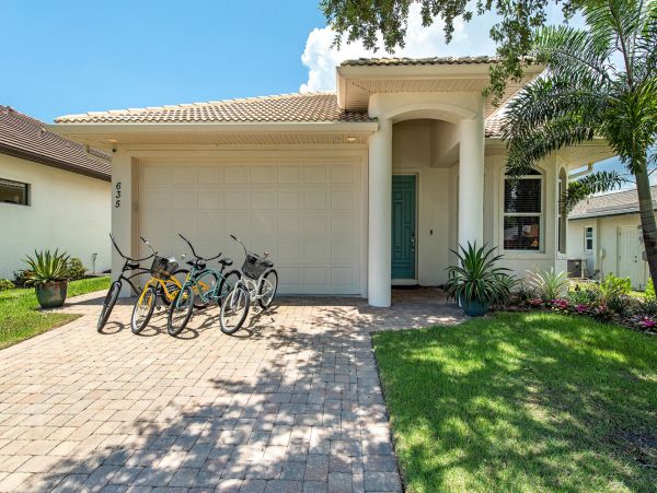 Naples Home 1028882