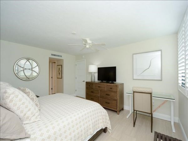 Siesta Key Condo 1028888