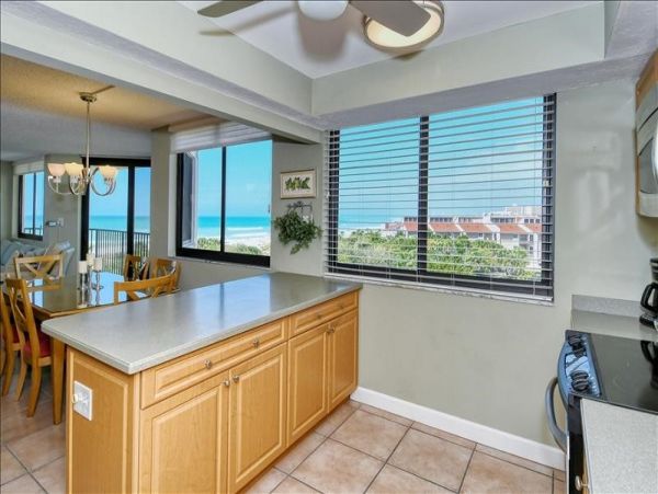 Siesta Key Vacation Condo Two Bedroom On Beach