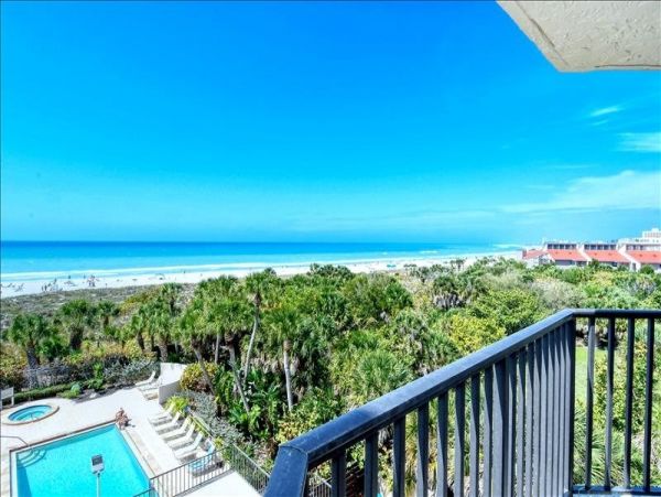 Siesta Key Vacation Condo Two Bedroom On Beach