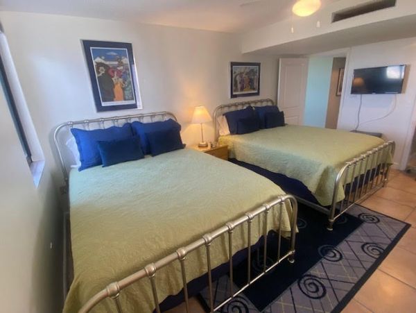 Siesta Key Vacation Condo Two Bedroom On Beach