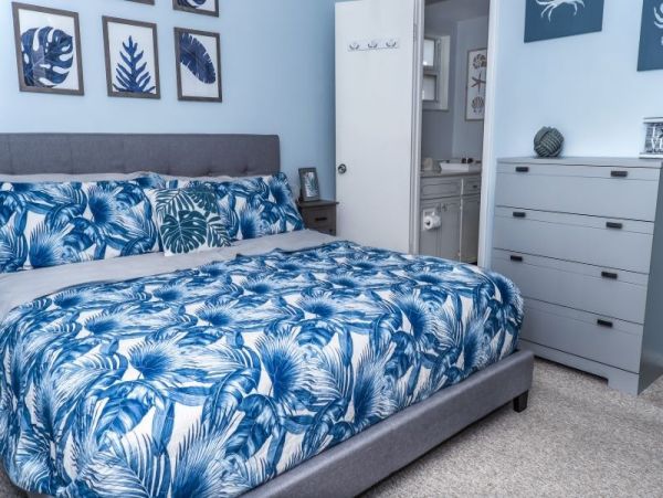 First Floor Two Bedroom Unit Steps from the Beach in Siesta Key