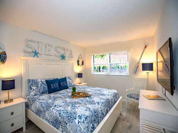 Only 200 Steps to the Beach What a Siesta Key Beauty!