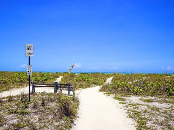 Sanibel Condo 1028905
