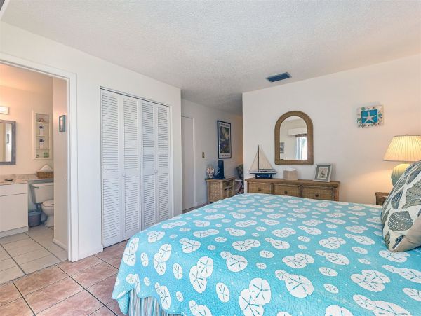 Sanibel Condo 1028911