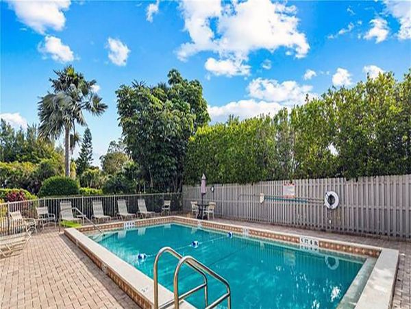 Sanibel Condo 1028913