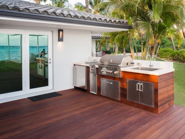 On Beach Cayman Island Vacation Estate 13 Bedroom