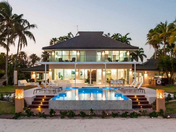 On Beach Cayman Island Vacation Estate 13 Bedroom