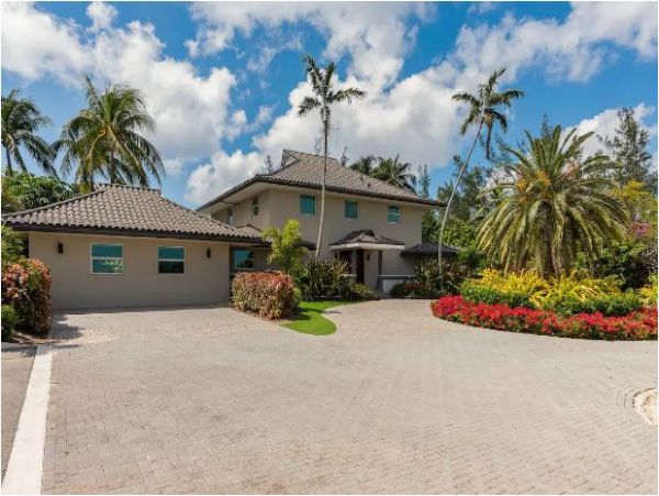 On Beach Cayman Island Vacation Estate 13 Bedroom