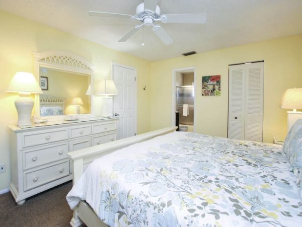 Sanibel Condo 1028917